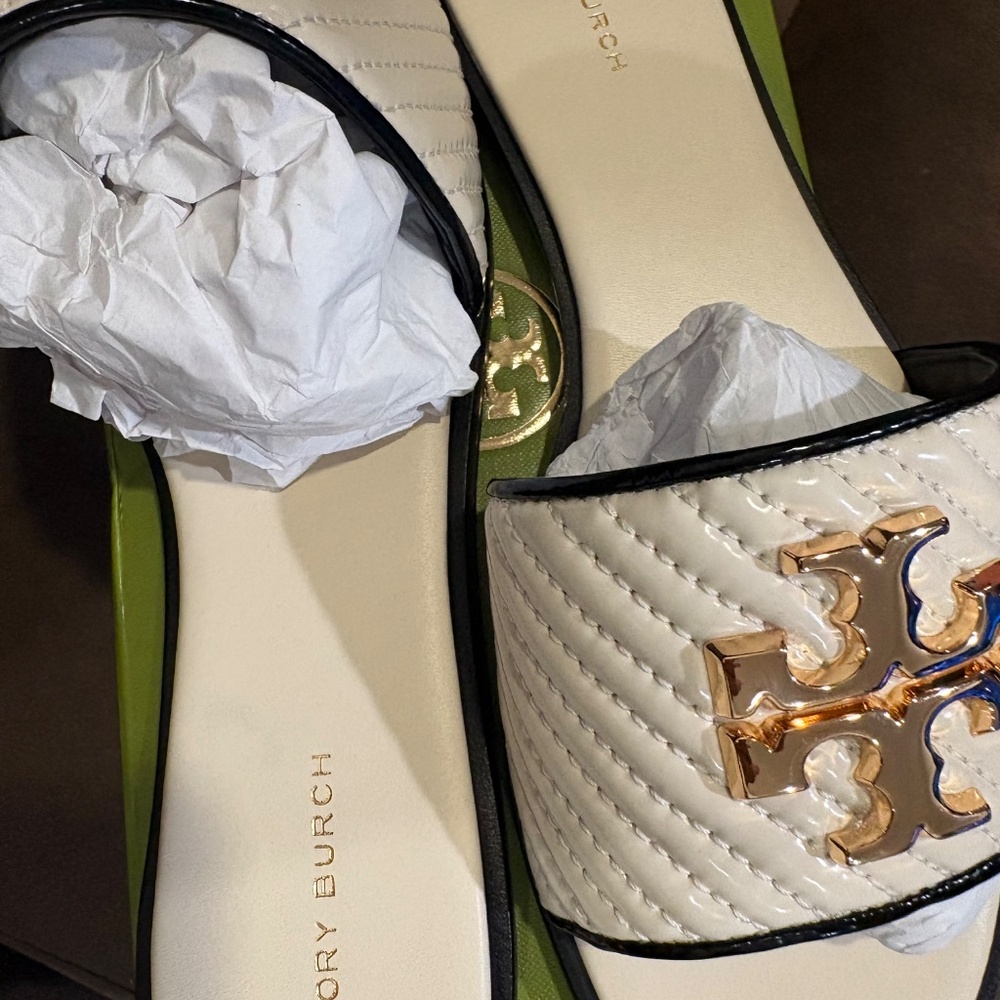 New Tory Burch size 9 1/2 - Picture 2 of 3